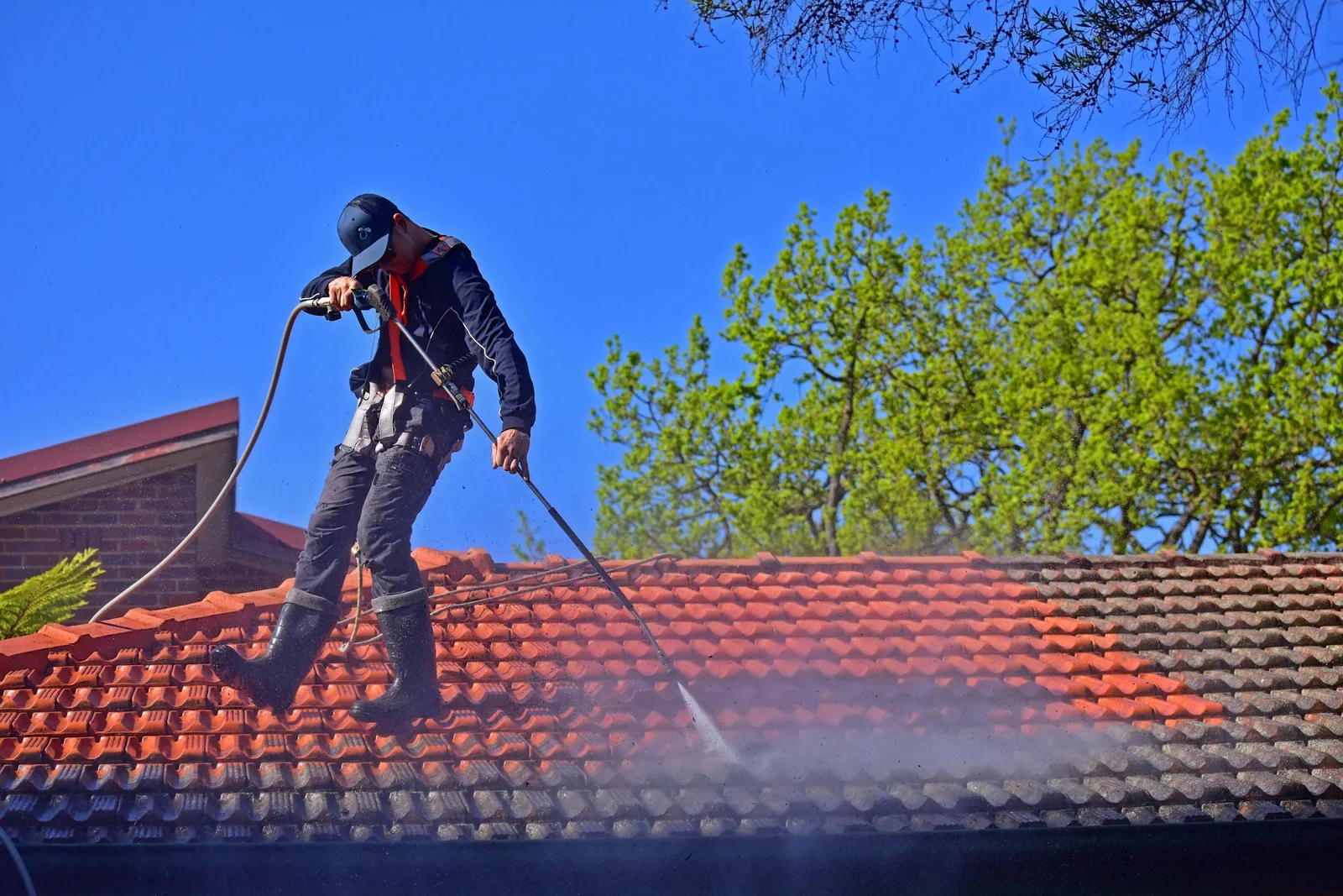 Gutter Cleaning in Mead, WA