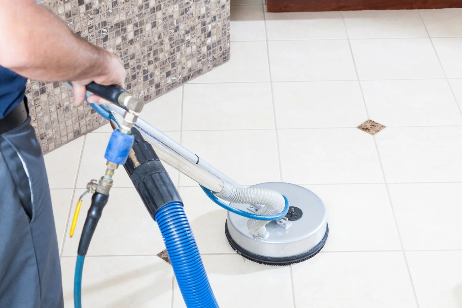 Tile & Grout Cleaning in Greenacres, WA